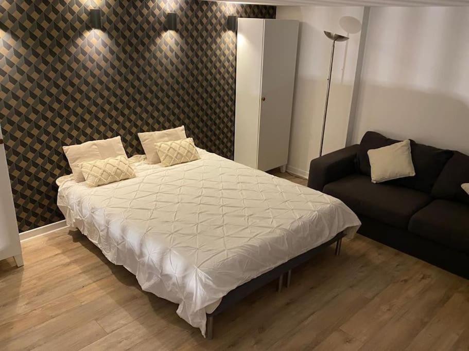 Magnifique Duplex 45 M2 Aux Portes De Paris Metro Barbara A 30Mn Expo Porte De Versailles มงต์รูช ภายนอก รูปภาพ
